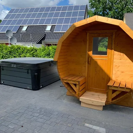 Urlaubsglück Villa Göhren-Lebbin